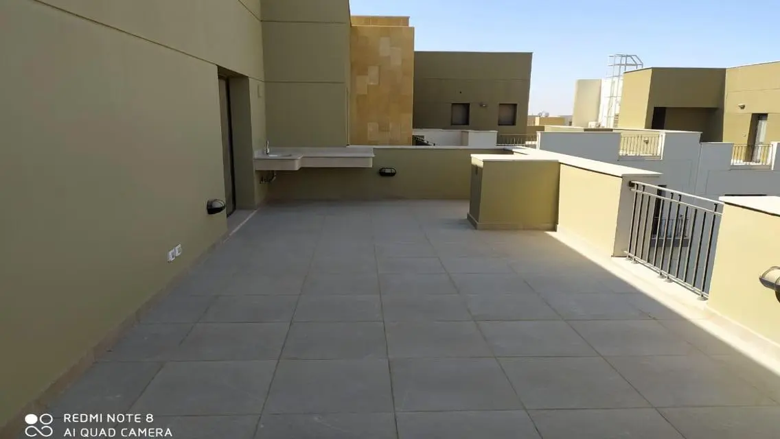 For Rent Penthouse View Main Park AT Eastown Sodic