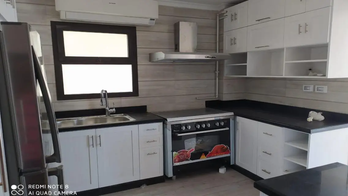 For Rent Penthouse View Main Park AT Eastown Sodic
