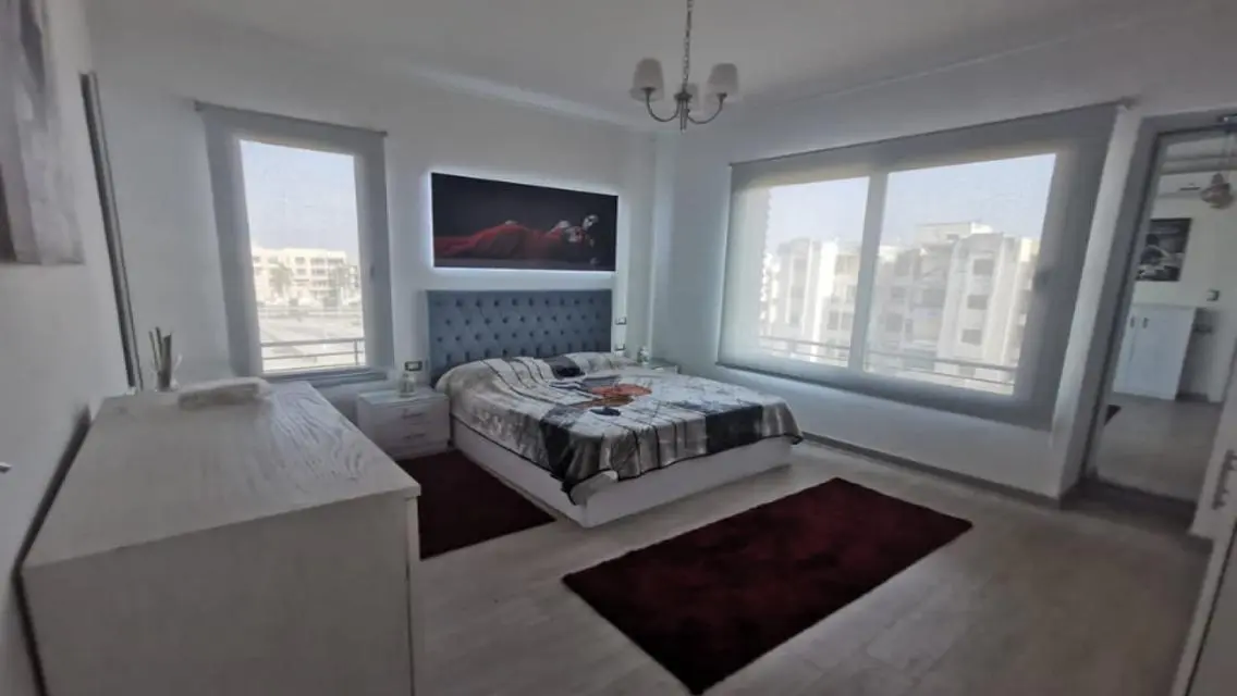 Village gate   Studio for  rent 89 m2 