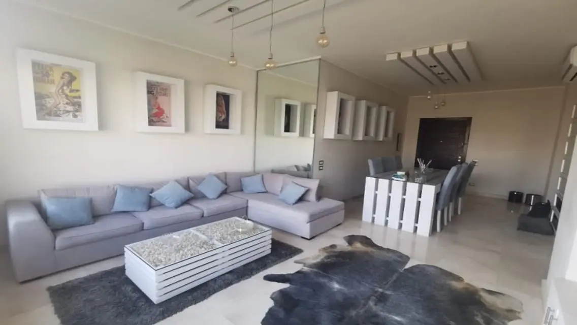 Village gate   Studio for  rent 89 m2 