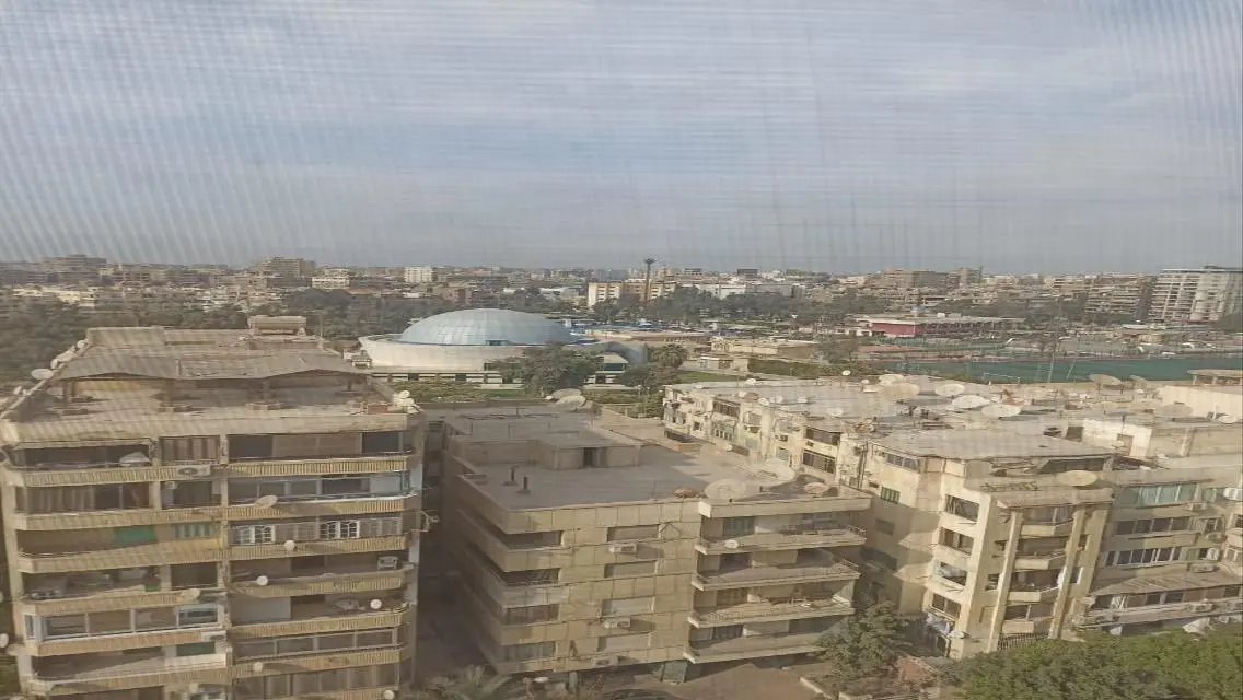 شقة للايجار ٢٥٠ م شارع نخلة المطيعي سكني أو اداري