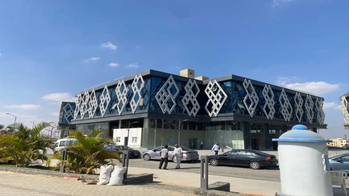 عيادة للإيجار في كازان بلازا - خلف مول العرب