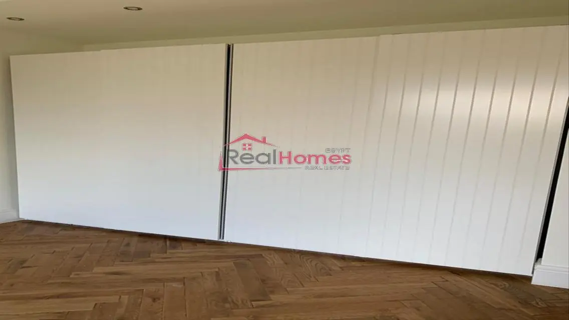 Newly renovated modern apartment in zamalek