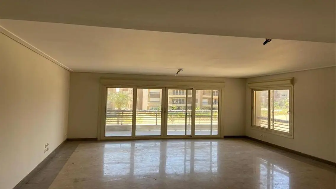 Apartment Westridge on land scape Super lux .
