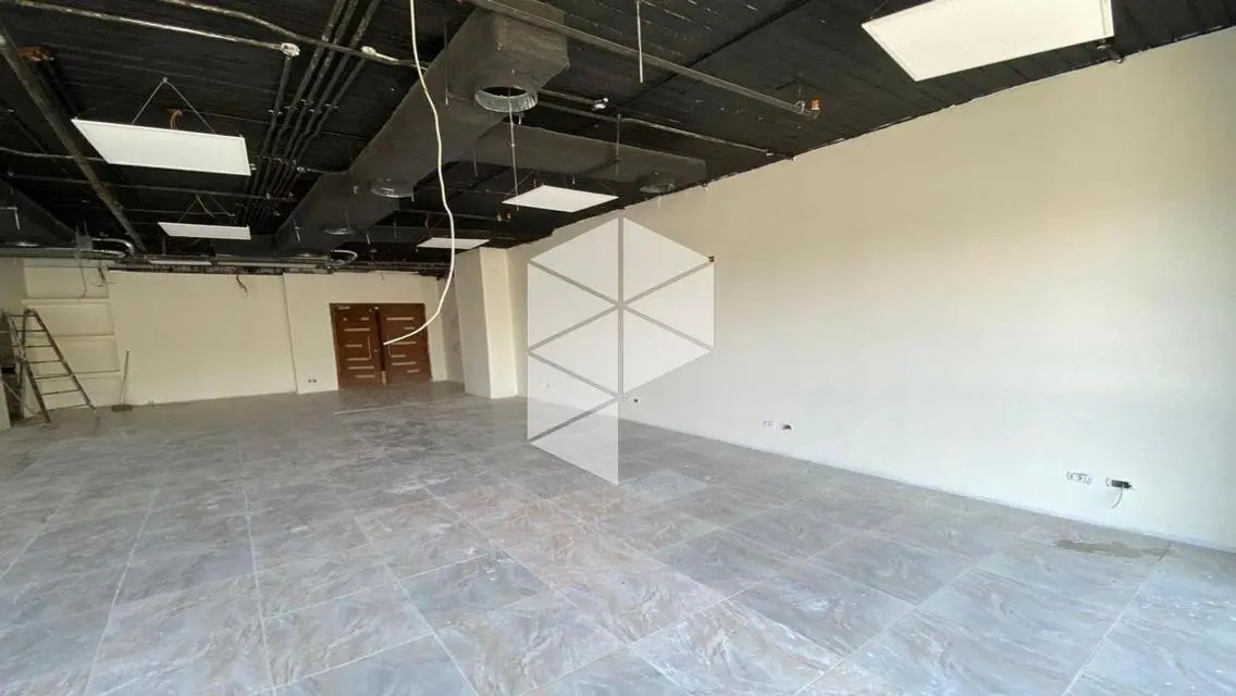 Open space office for rent in Mivida 137 m