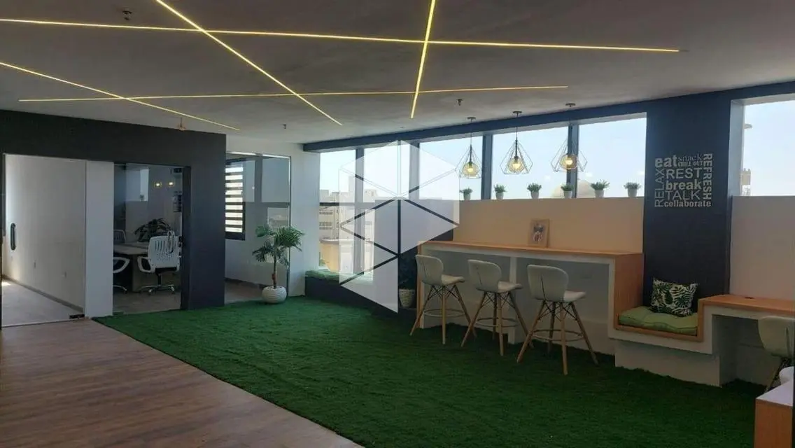 Office 250m finished for rent in New Cairo