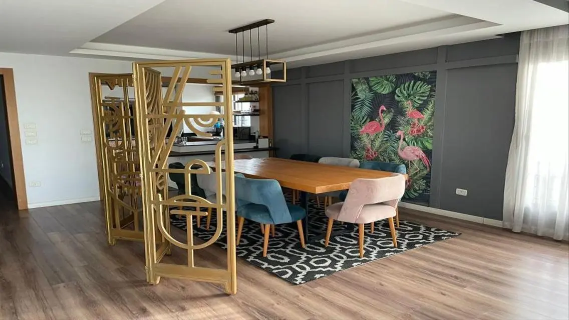 Luxurious Apartment with Unique Design in Taj Sultan