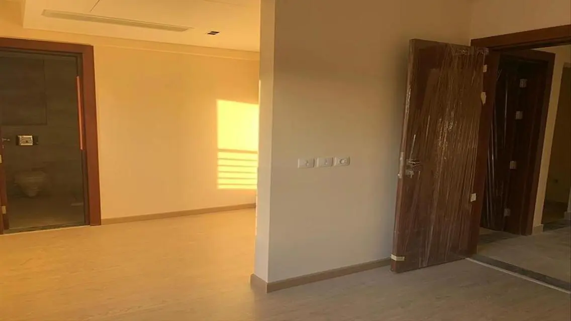 Prime Location Finished Apartment Trio Gardens