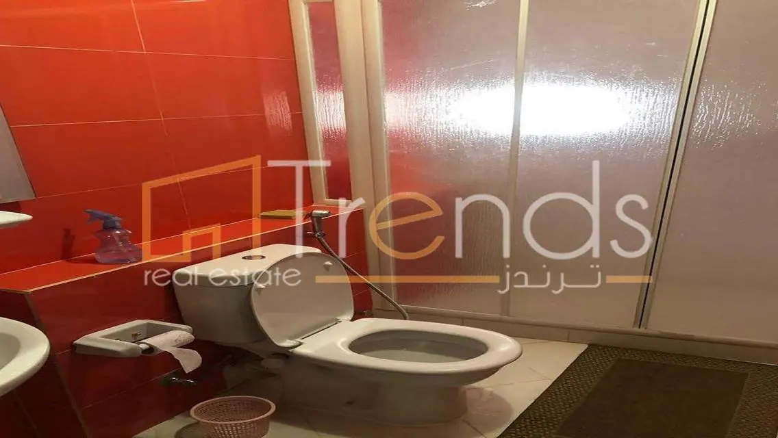 شقة فاخرة للبيع - إطلالة ساحرة ومرافق استثنائية