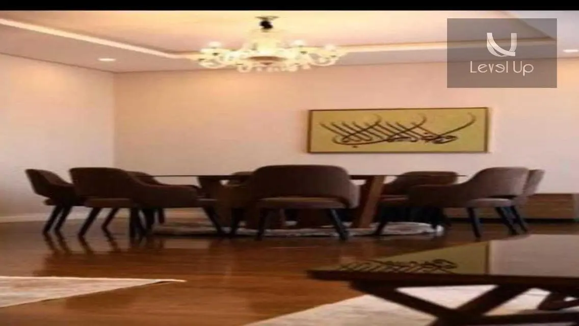 شقه للبيع في ميراج امام فندق رينيسانس موقع مميز