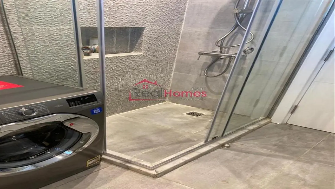 Ultra modern bright apartment nile view for rent