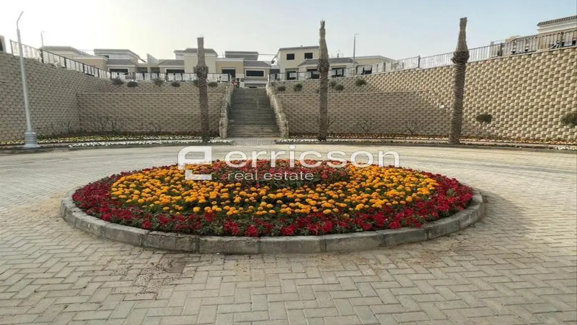 S - villa For Sale Compound Sarai