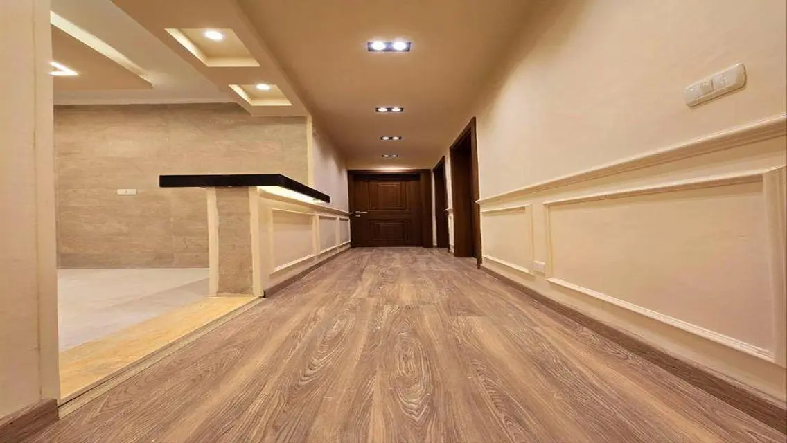 شقه لقطه للبيع كاش مدينتى B6 مساحة 124م تشطيب راقى