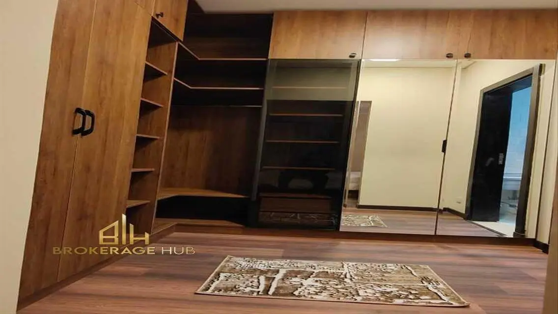 شقة للأيجار لوكيشن مميز 90 أفينيو,