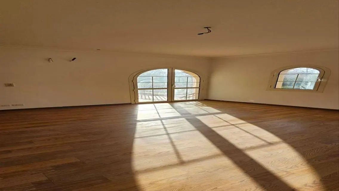 فيلا للبيع بمدينتي نموذج H  بمساحه ارضي مميزه جدا