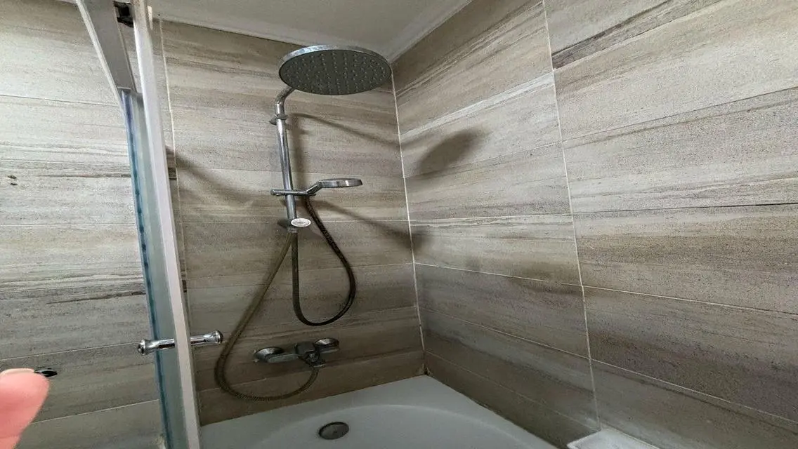 135m masterpiece for rent, law, with kitchen B1