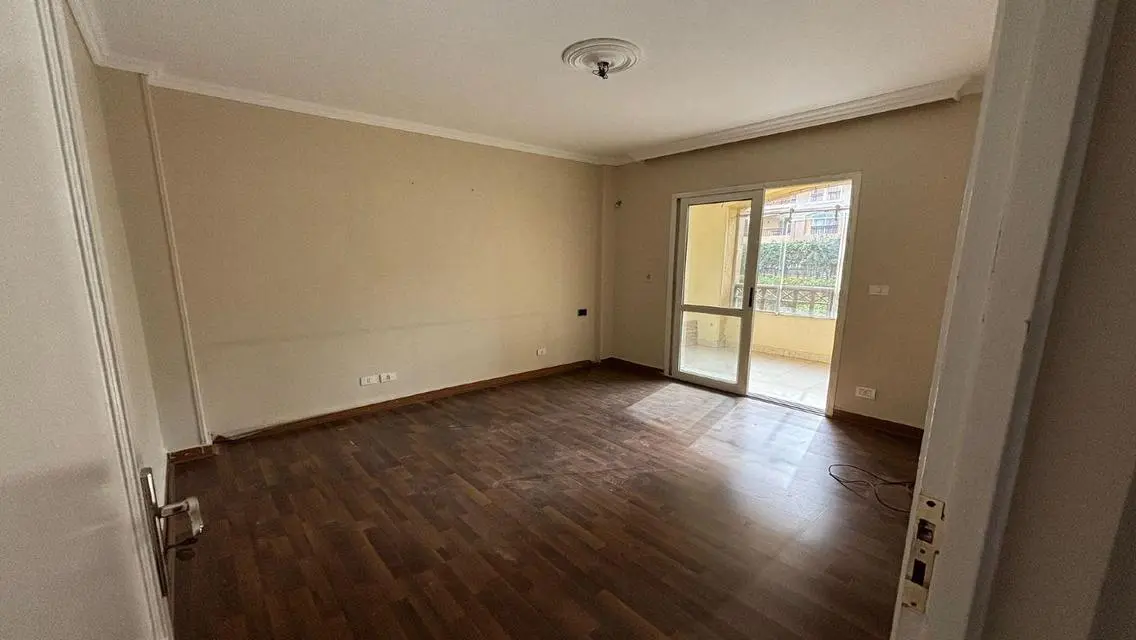135m masterpiece for rent, law, with kitchen B1