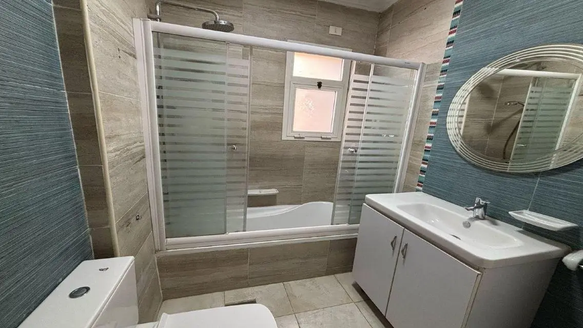 135m masterpiece for rent, law, with kitchen B1