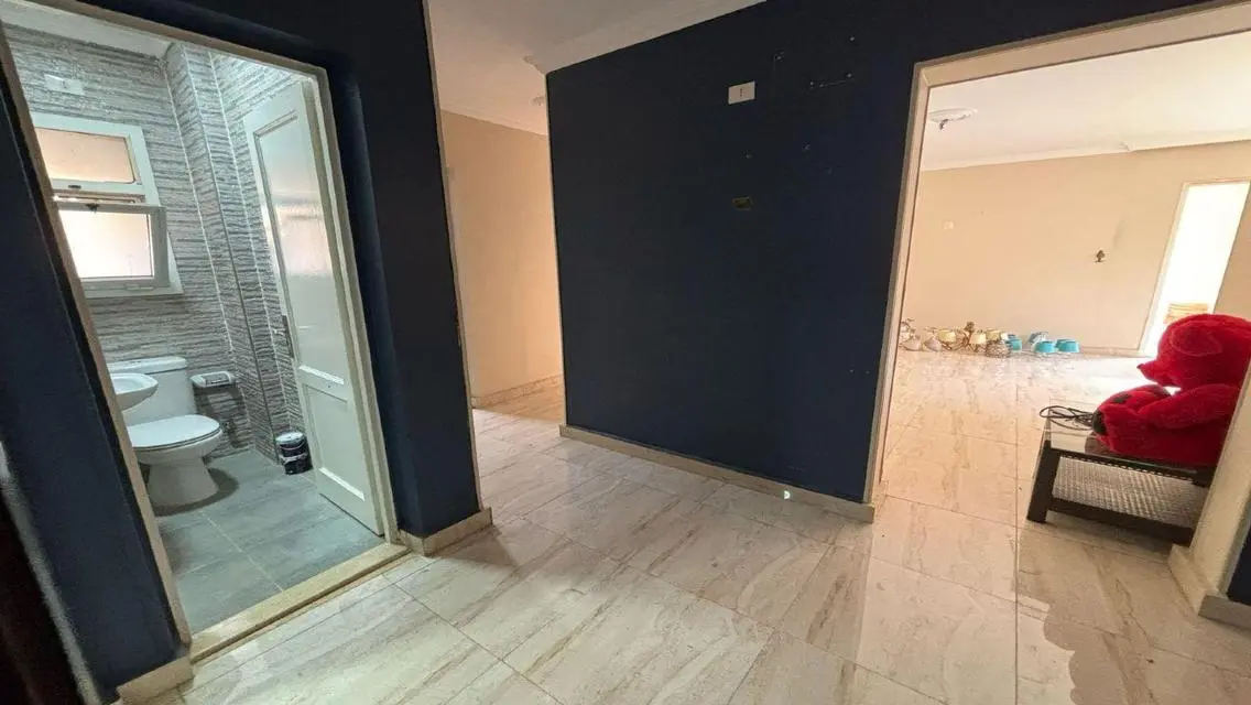 135m masterpiece for rent, law, with kitchen B1