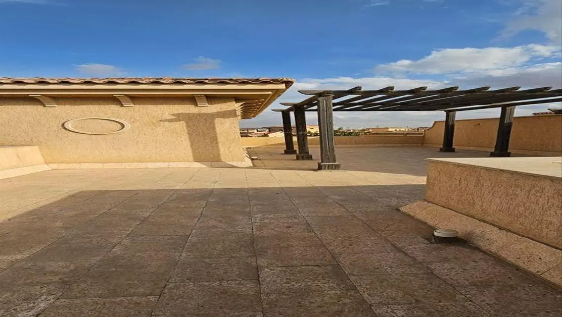 فيلا لقطه للبيع كاش مدينتى نموذج H خالصه الثمن
