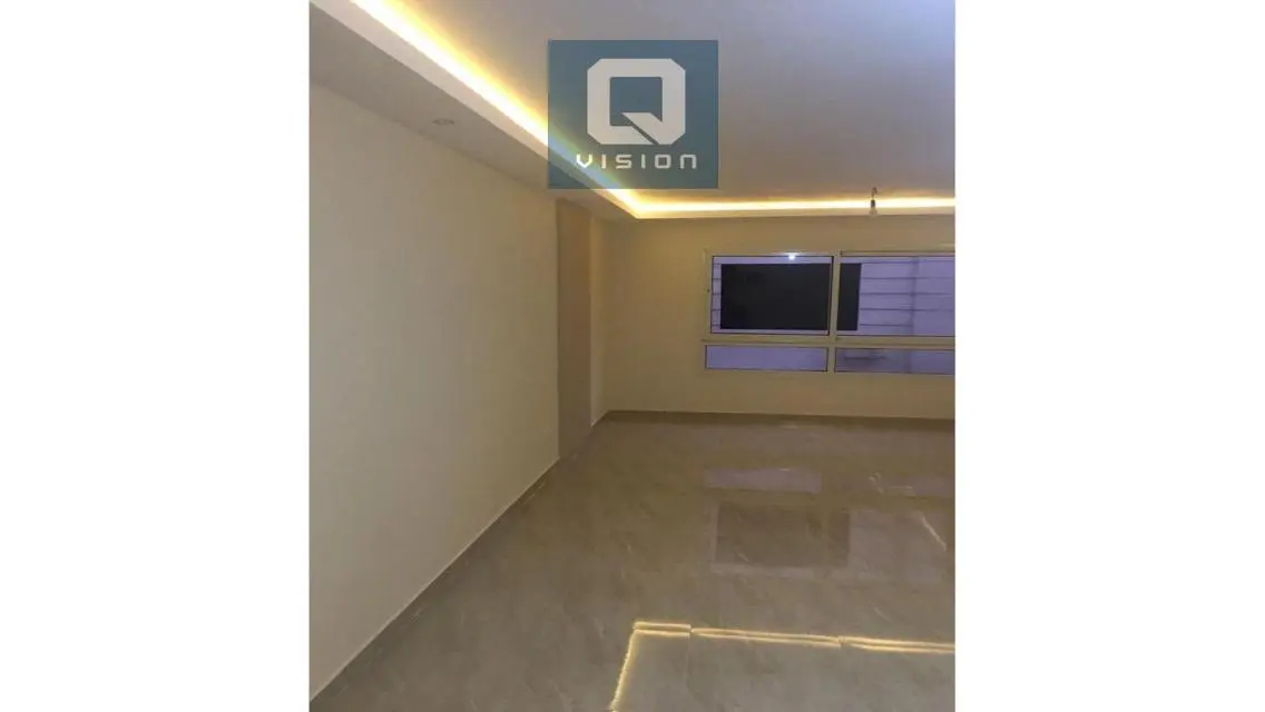 Unique apartment for rent in the tenth sector.
