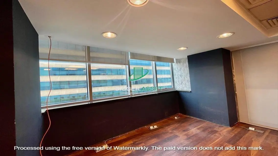 Premium Apartment with Covered Parking at an Attractive Price