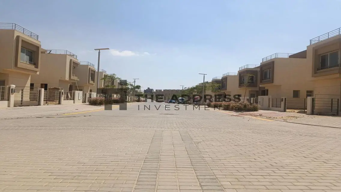 اخص شقه في بالم هيلز متشطبه فيو مميز