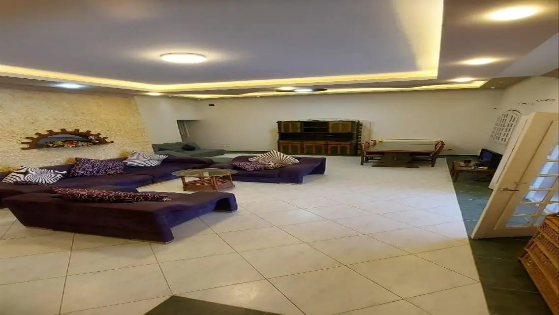فيلا للبيع بمارينا ٥