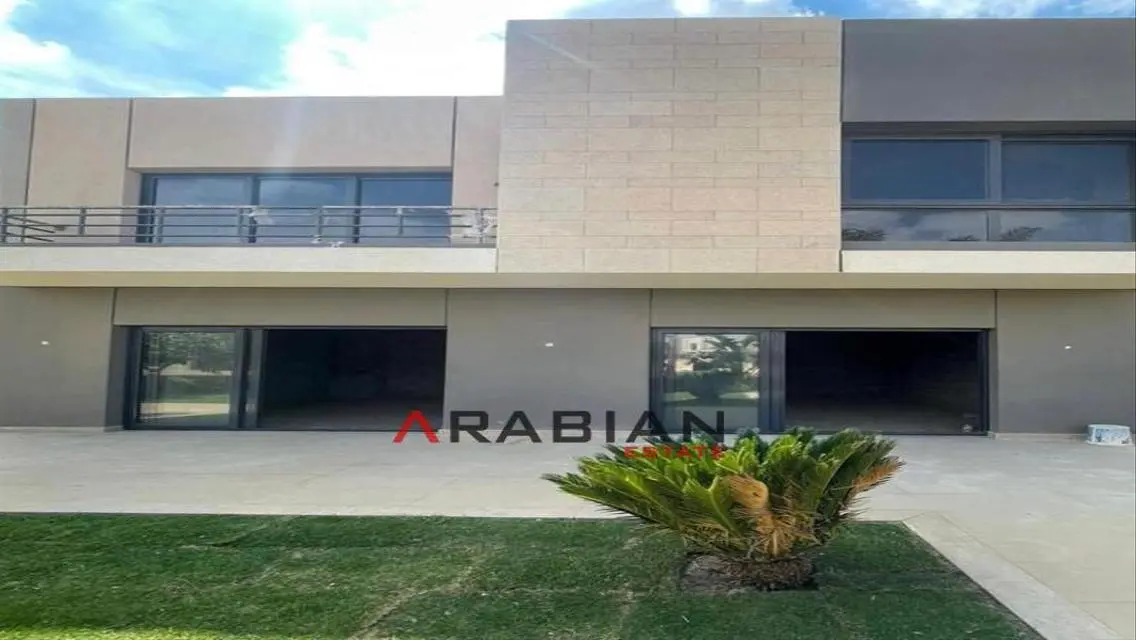 lowest villa dp 5% &amp; inst-10y in hassan allam