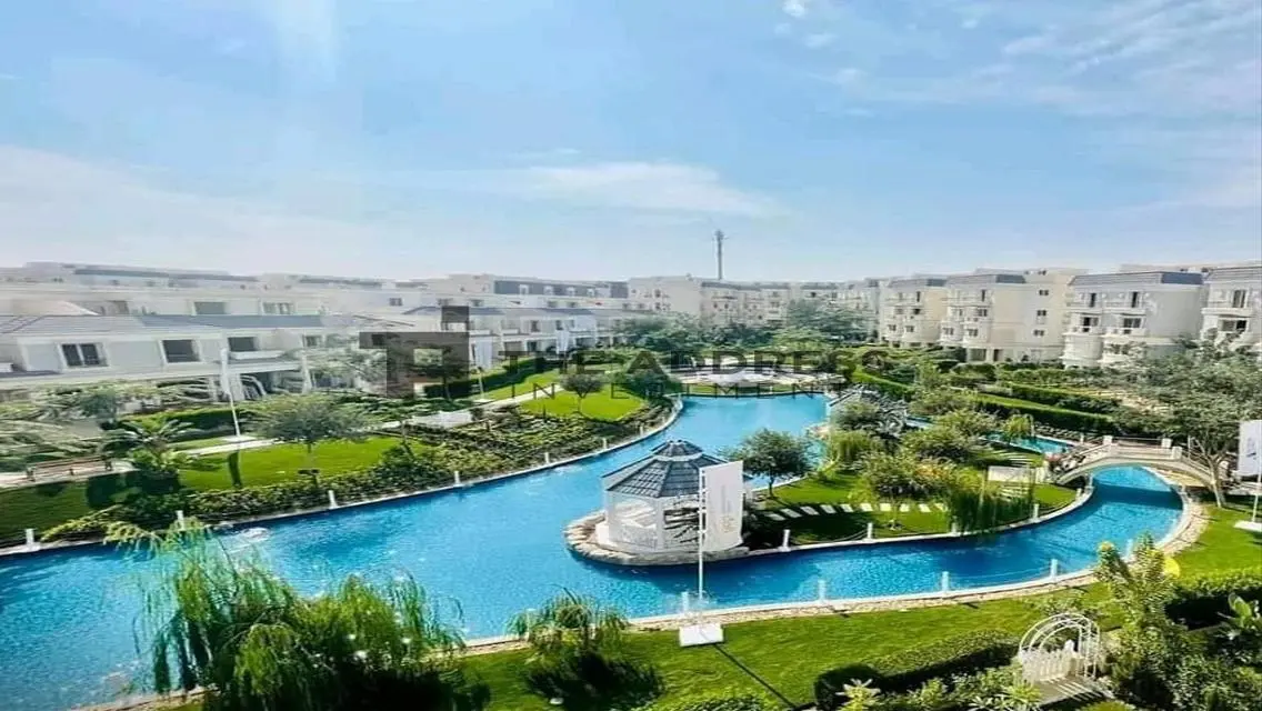 منزل رائع بإطلالة جبلية بسعر مغري