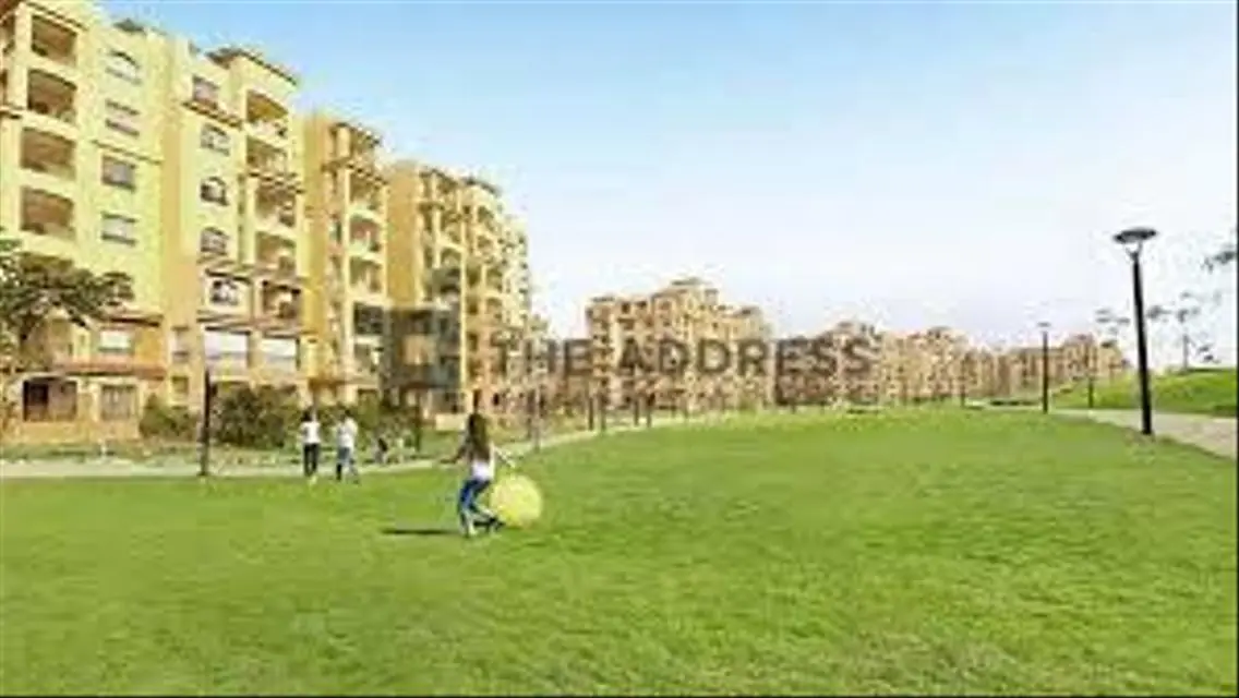 للبيع ارخص شقه في مدينتي 3 غرف متشطبه