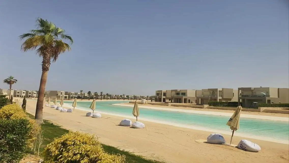 Villa with private beach in Azha Ain Sokhna with a