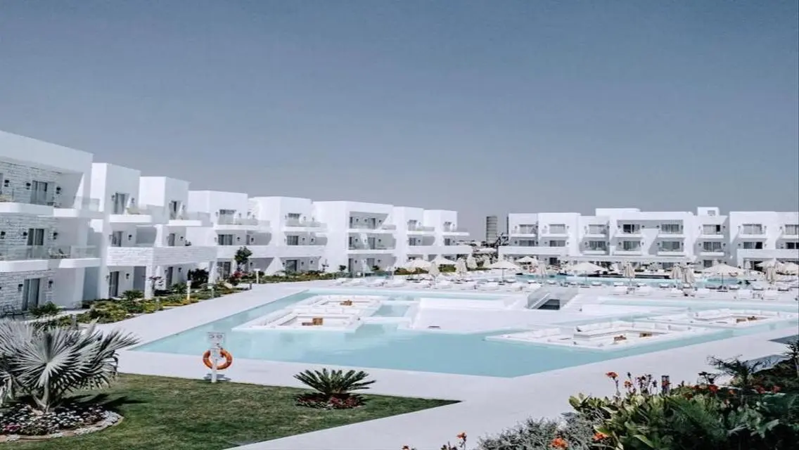 Villa with private beach in Azha Ain Sokhna with a