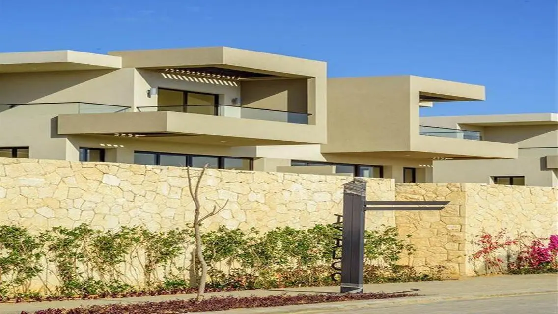 Villa with private beach in Azha Ain Sokhna with a