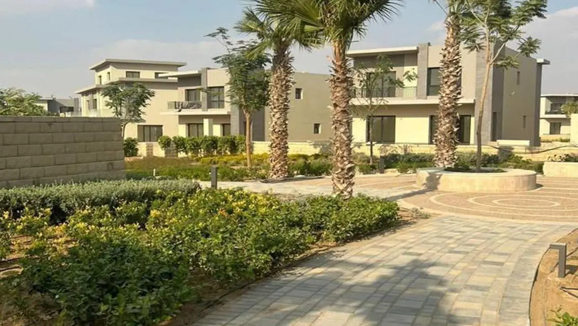 تاون هوم بسوان ليك بجانب نادي الجزيرة من حسن علام