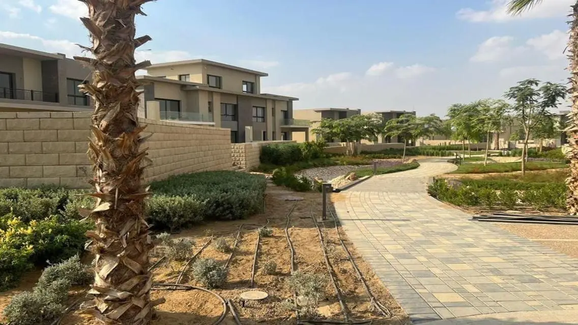 تاون هوم بسوان ليك بجانب نادي الجزيرة من حسن علام