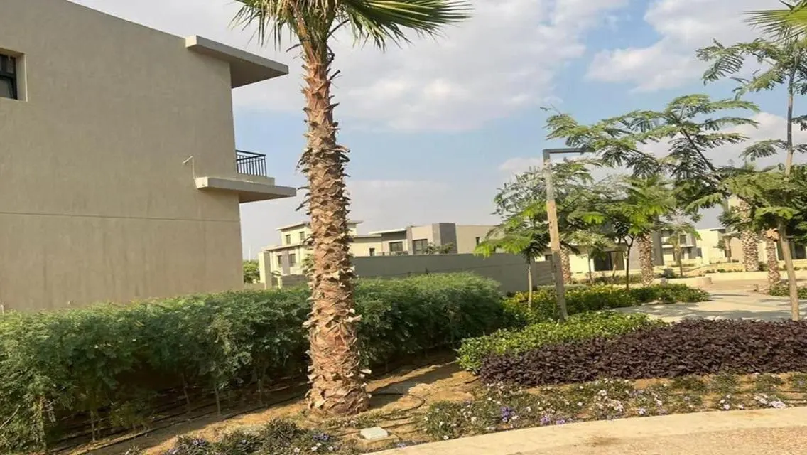 تاون هوم بسوان ليك بجانب نادي الجزيرة من حسن علام