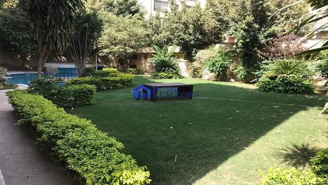 دوبلكس بحمام سباحة للايجار بالمعادي السرايات