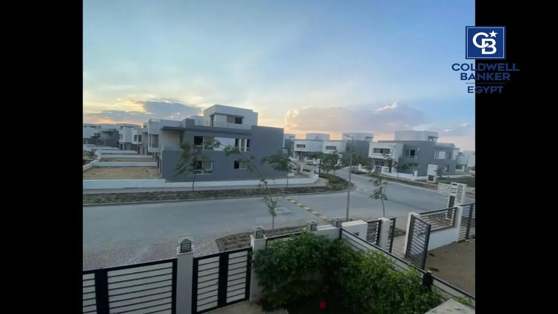 Twin house for sale in Hyde Park | Near Madinaty