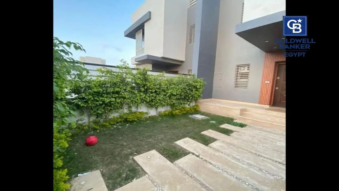 Twin house for sale in Hyde Park | Near Madinaty