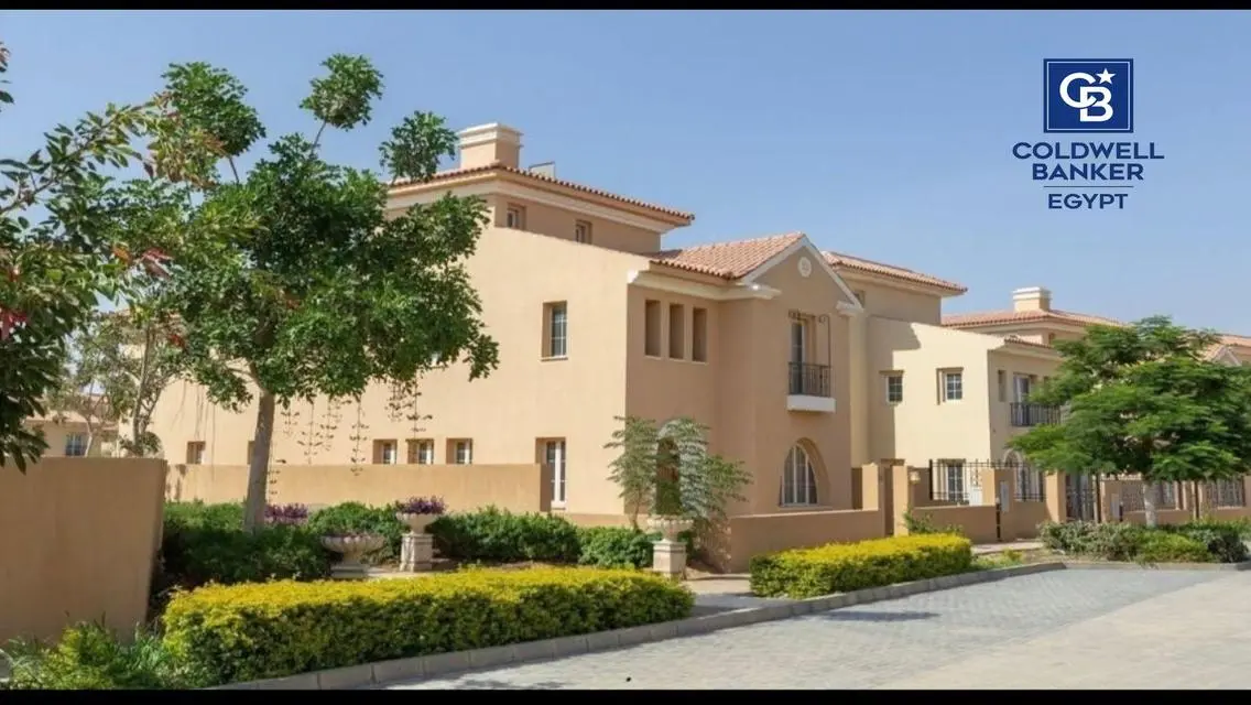 Villa for sale in Hyde Park compound at New Cairo