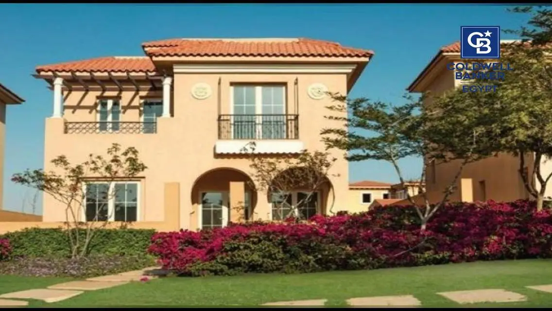 Villa for sale in Hyde Park compound at New Cairo