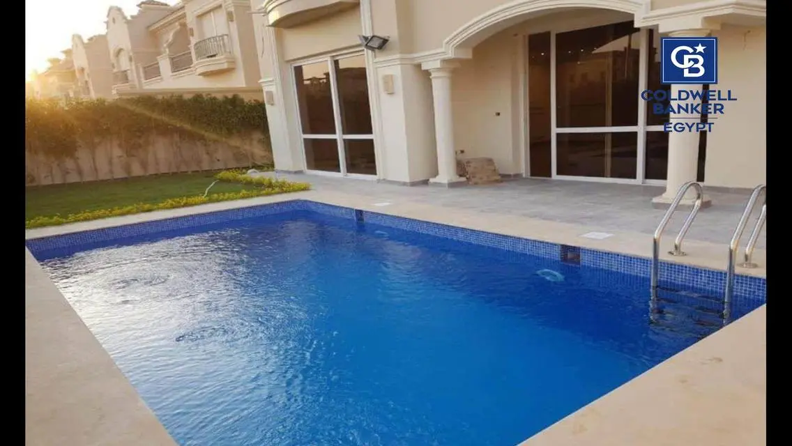 Villa for sale in Hyde Park compound at New Cairo