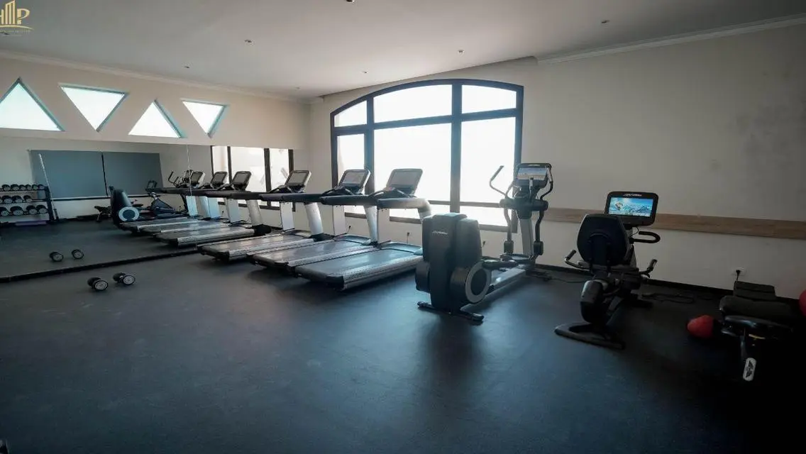 Luxury 1-Bedroom Apartment in The View Club House