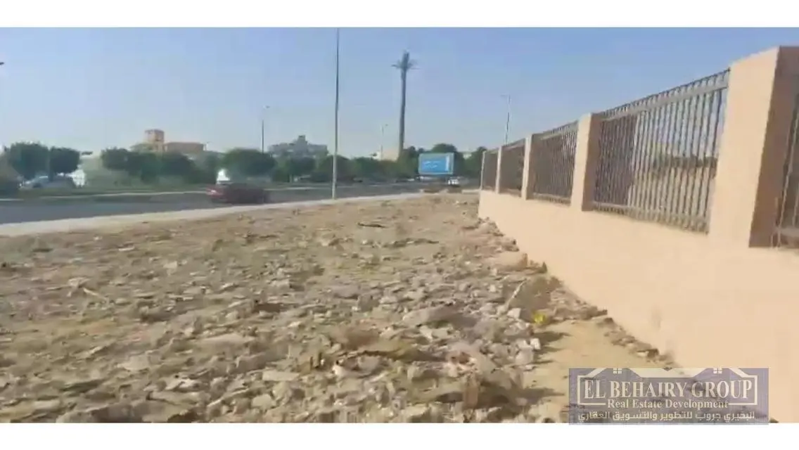 ارض للبيع  الحي خامس عمارات التجمع الخامس