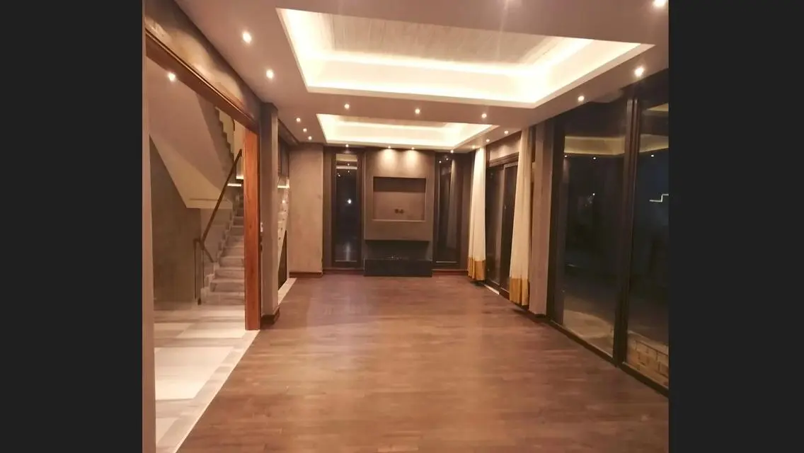 Golf corner view with garden and pool &amp; jacuzzi