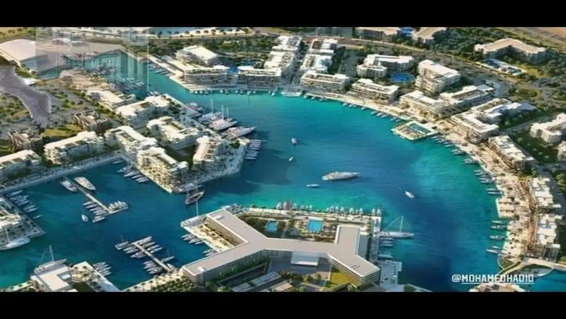 Luxurious Villa with Spacious Design and Stunning Views