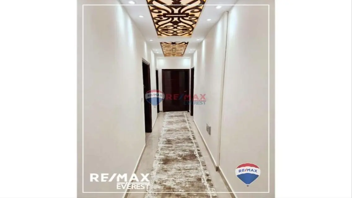 Luxury Villa for Sale in a Prime Neighborhood