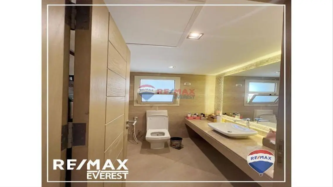Apartment with kitchen and ac&#39;s -New Giza