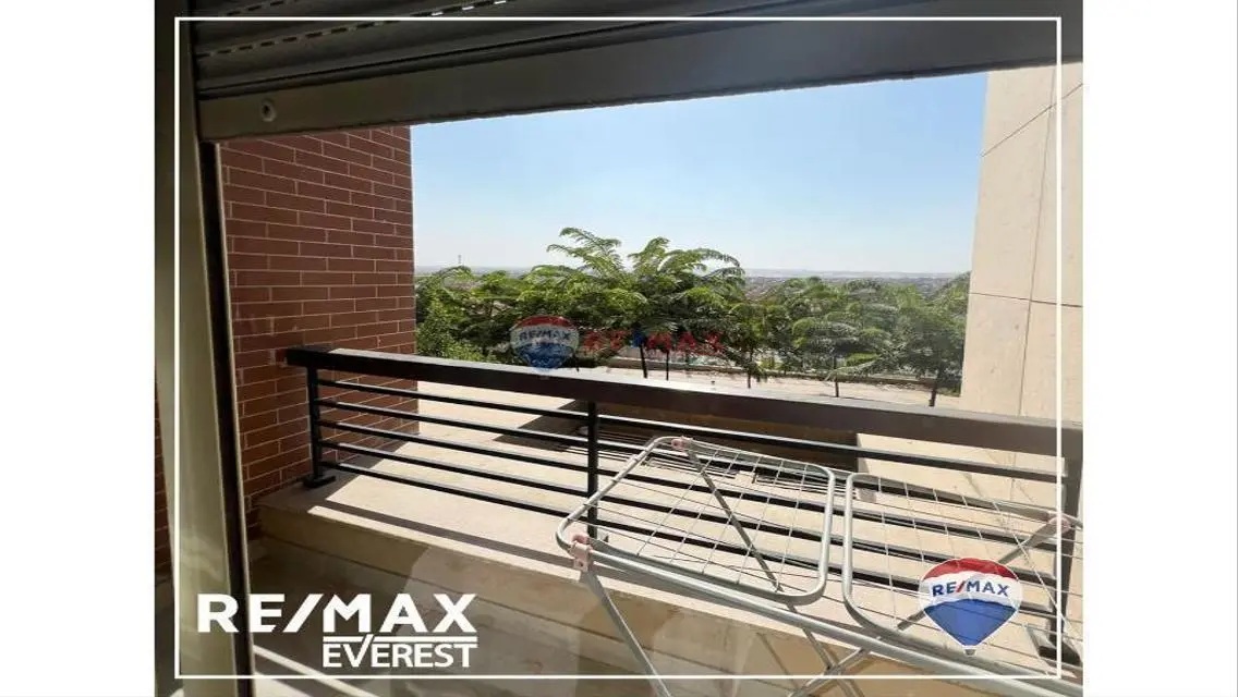Apartment with kitchen and ac&#39;s -New Giza